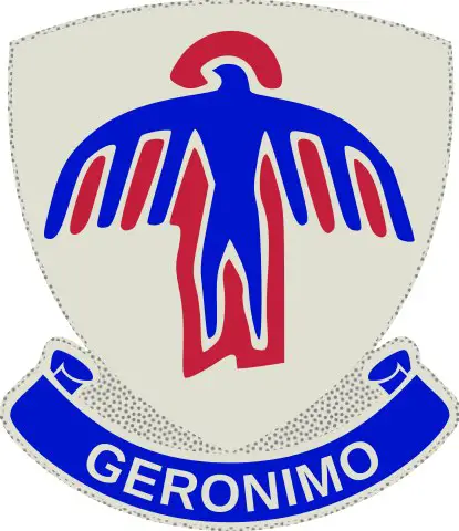 stemma del 501st Parachute Infantry Battalion riportante il grido "Geronimo"